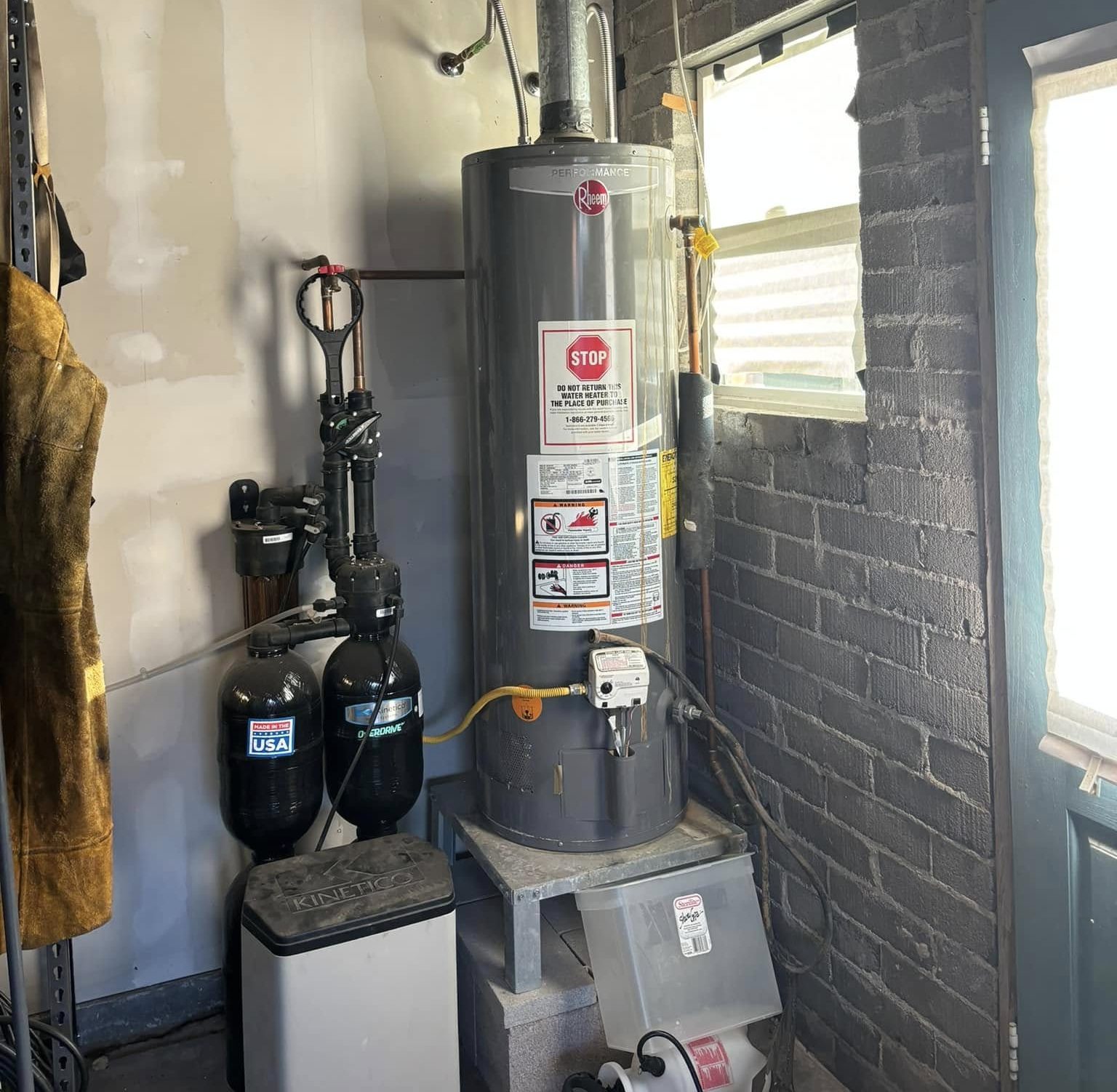 water heater service in phoenix arizona from pleasant plumbing inc